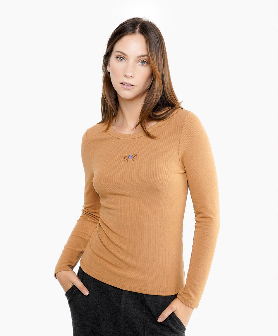 Polera mujer bordado caballo