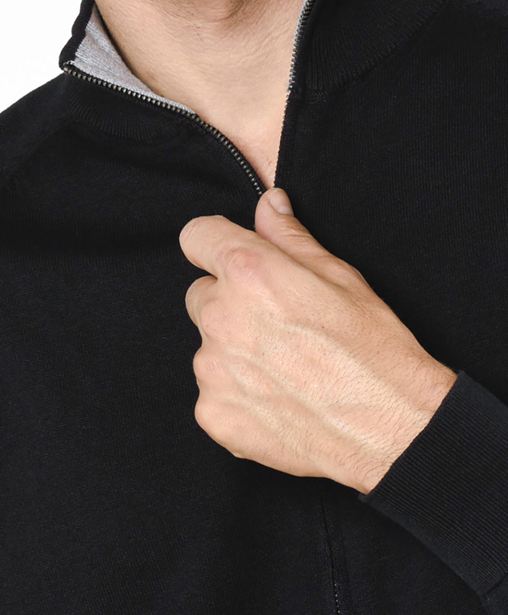 Sweater hombre liso negro cierre Sweater hombre liso negro cierre
