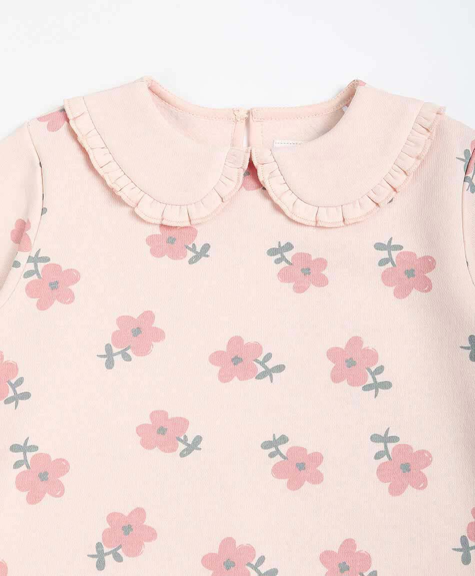 Poler&oacute;n beb&eacute; dise&ntilde;o florcitas