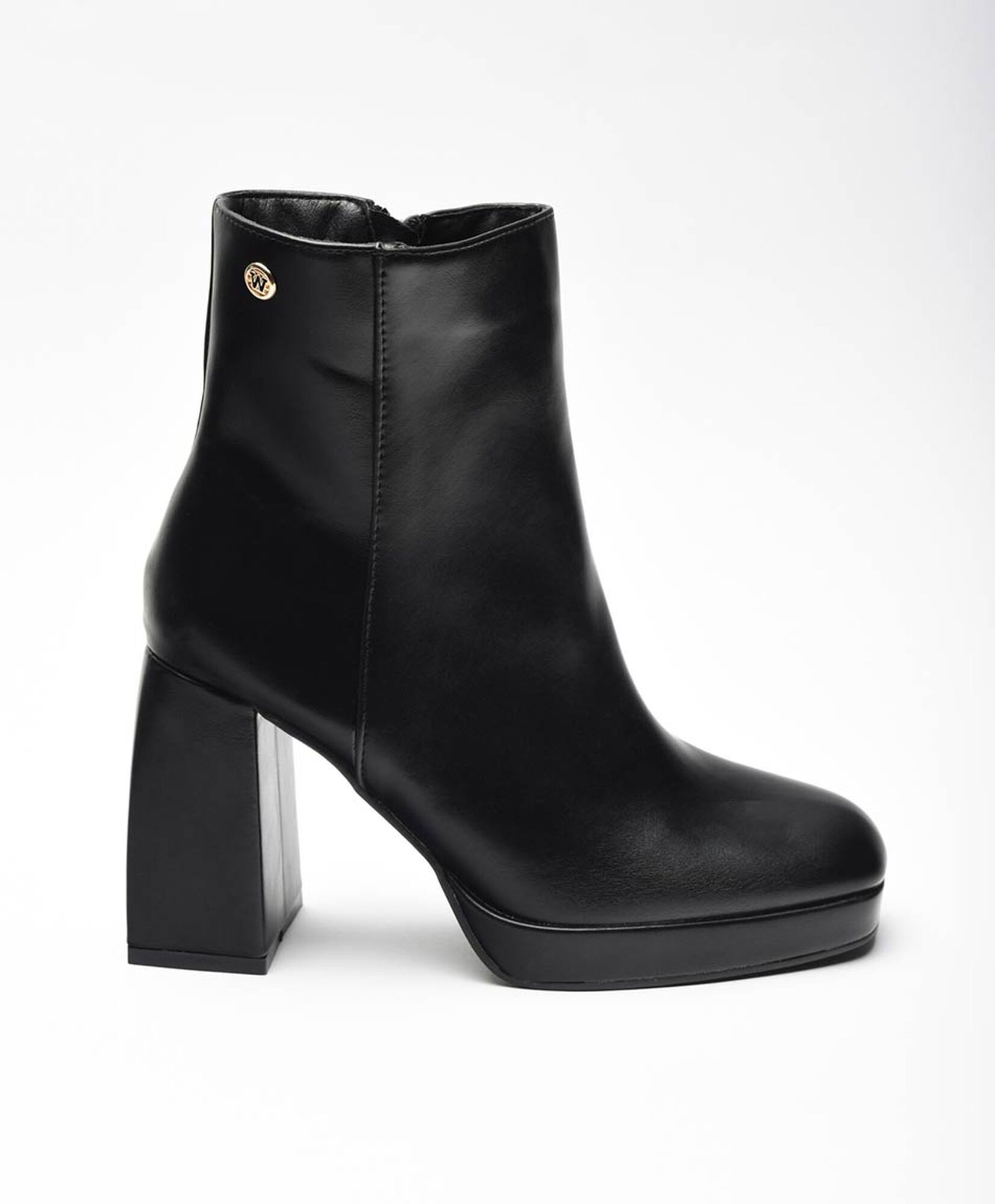 Bota mujer liso taco cuadrado Bota mujer liso taco cuadrado