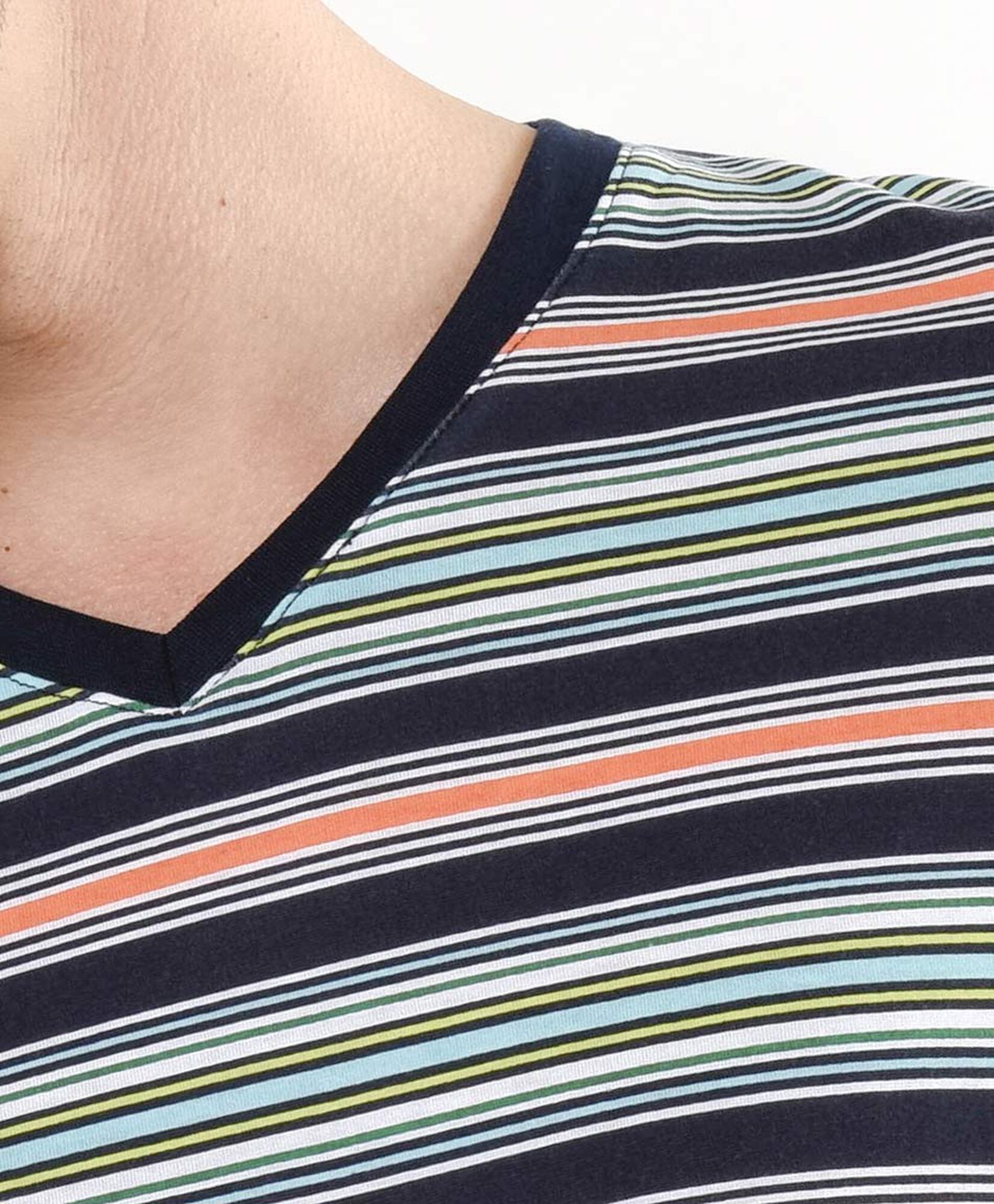 Pijama hombre líneas colores Pijama hombre líneas colores