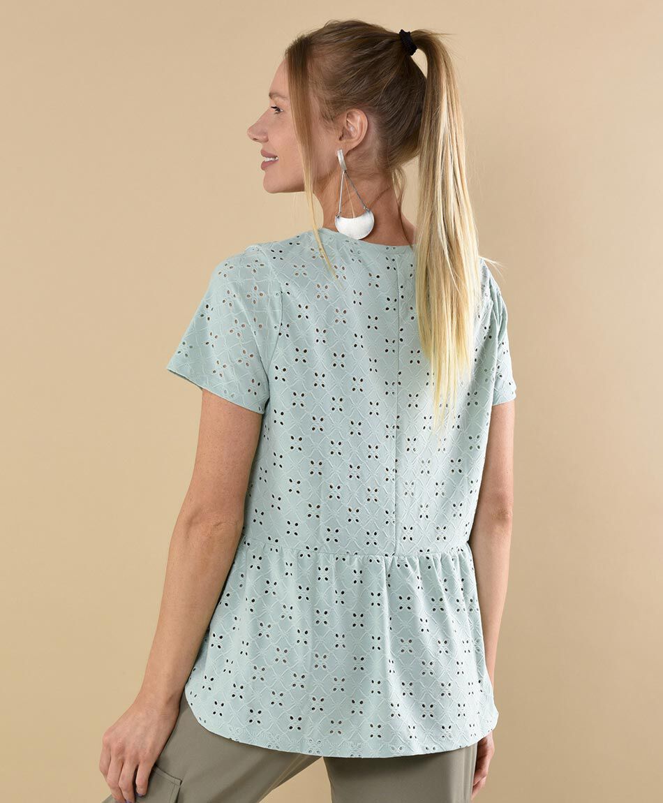 Polera manga corta cuello redondo