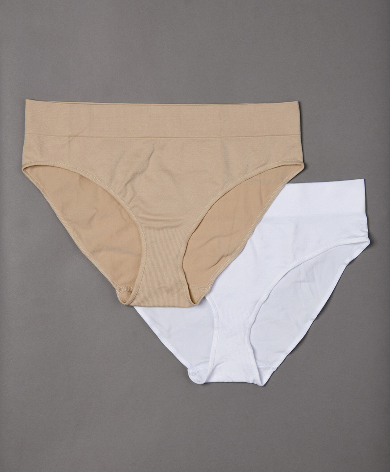 CALZON MAXI SEAMLESS LISO X 2 CALZON MAXI SEAMLESS LISO X 2