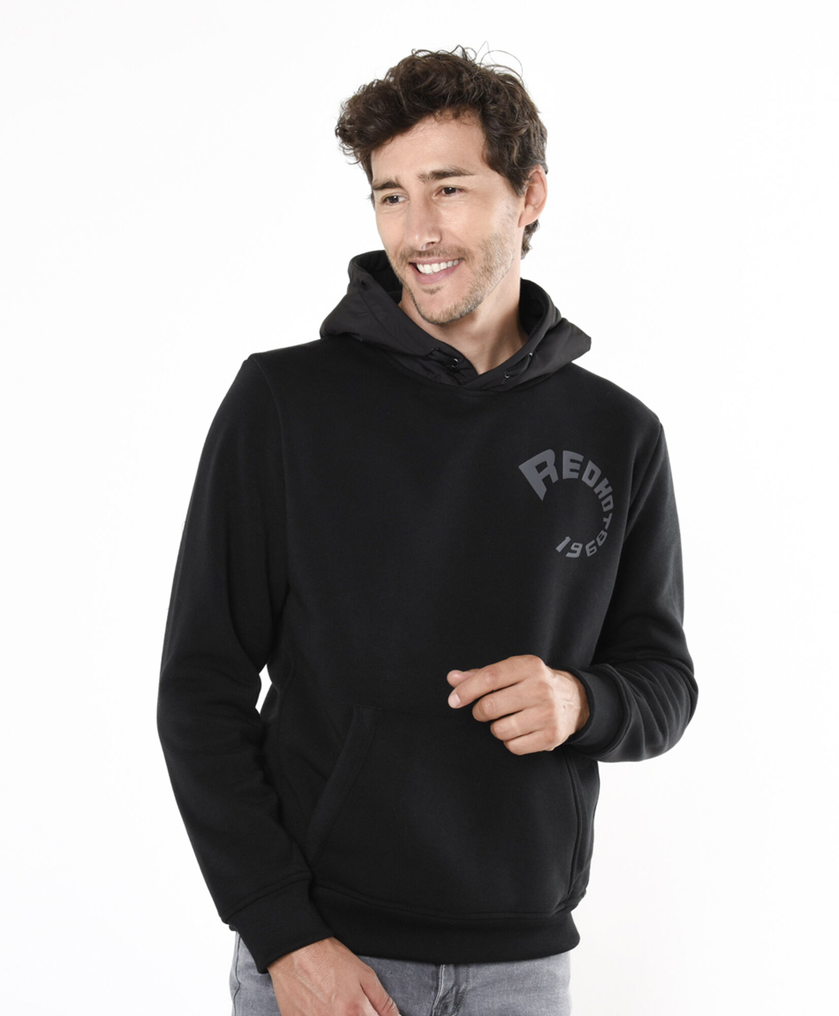 Polerón hombre liso con gorro Polerón hombre liso con gorro