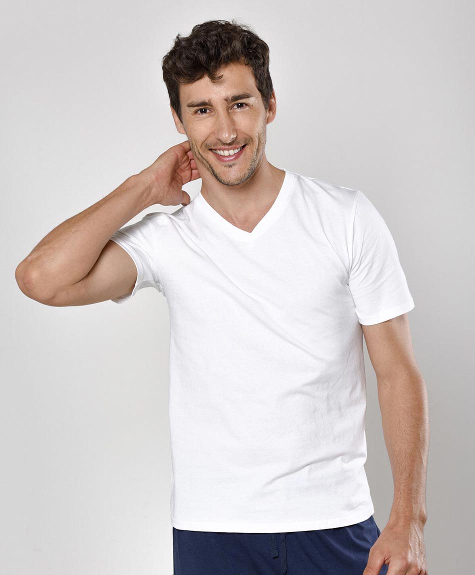 Camiseta manga corta cuello en v Camiseta manga corta cuello en v