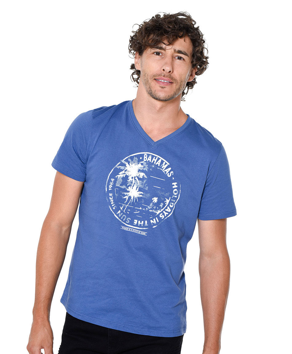 Polera estampada cuello v