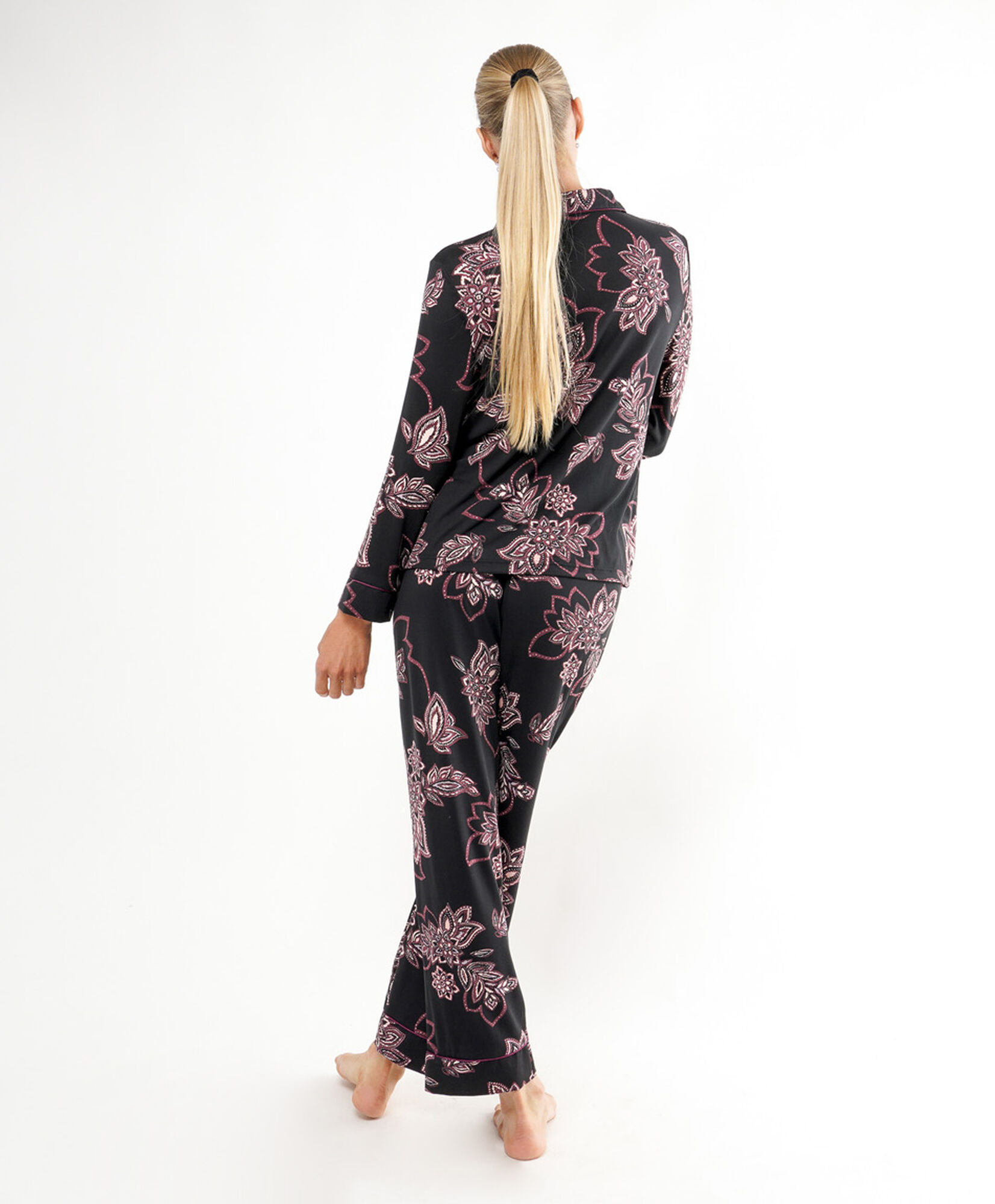 Pijama mujer camisero flores grandes Pijama mujer camisero flores grandes