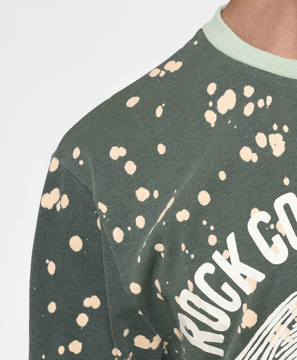 Polera hombre estampado &aacute;guila