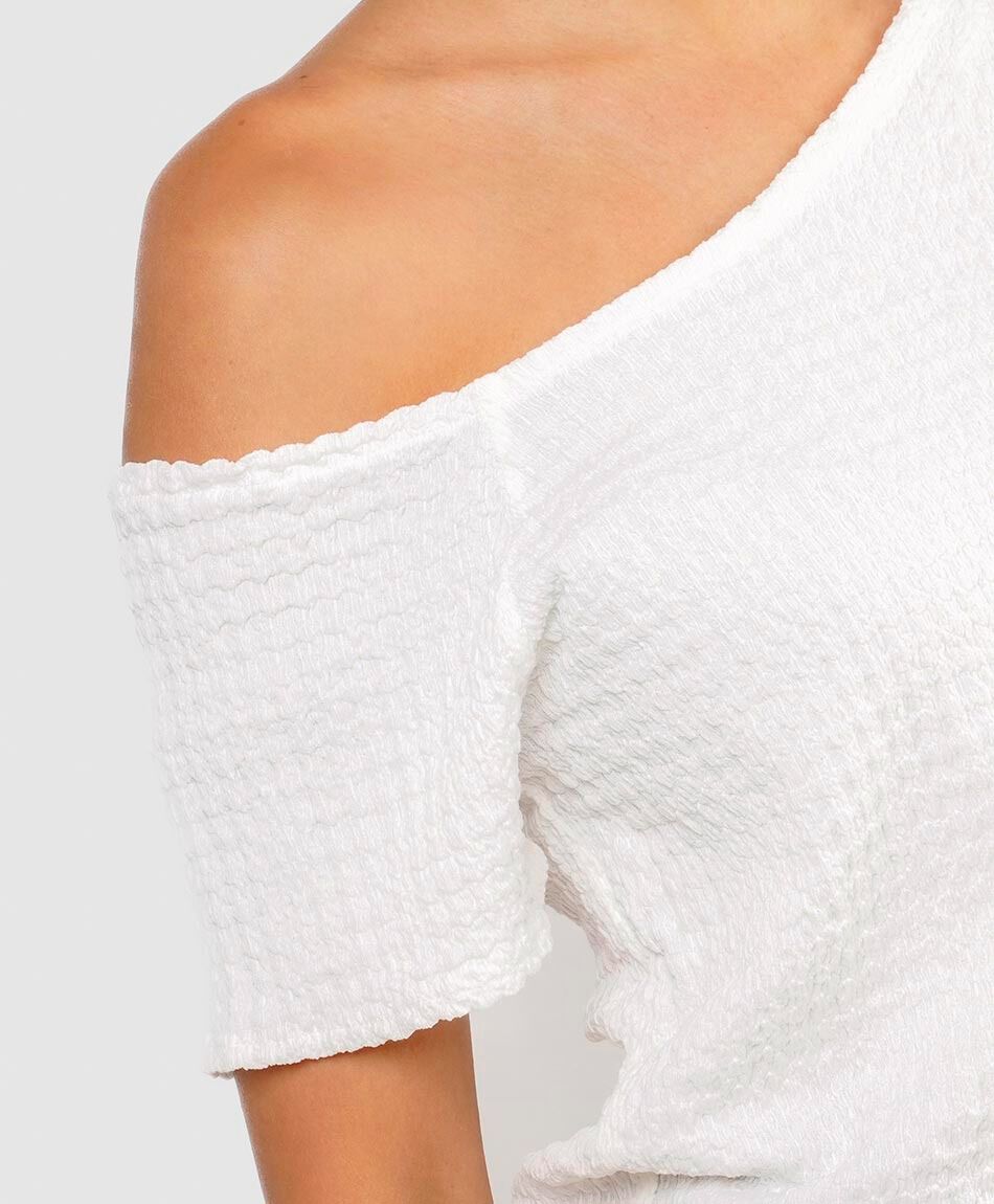 Polera mujer top asim&eacute;trico