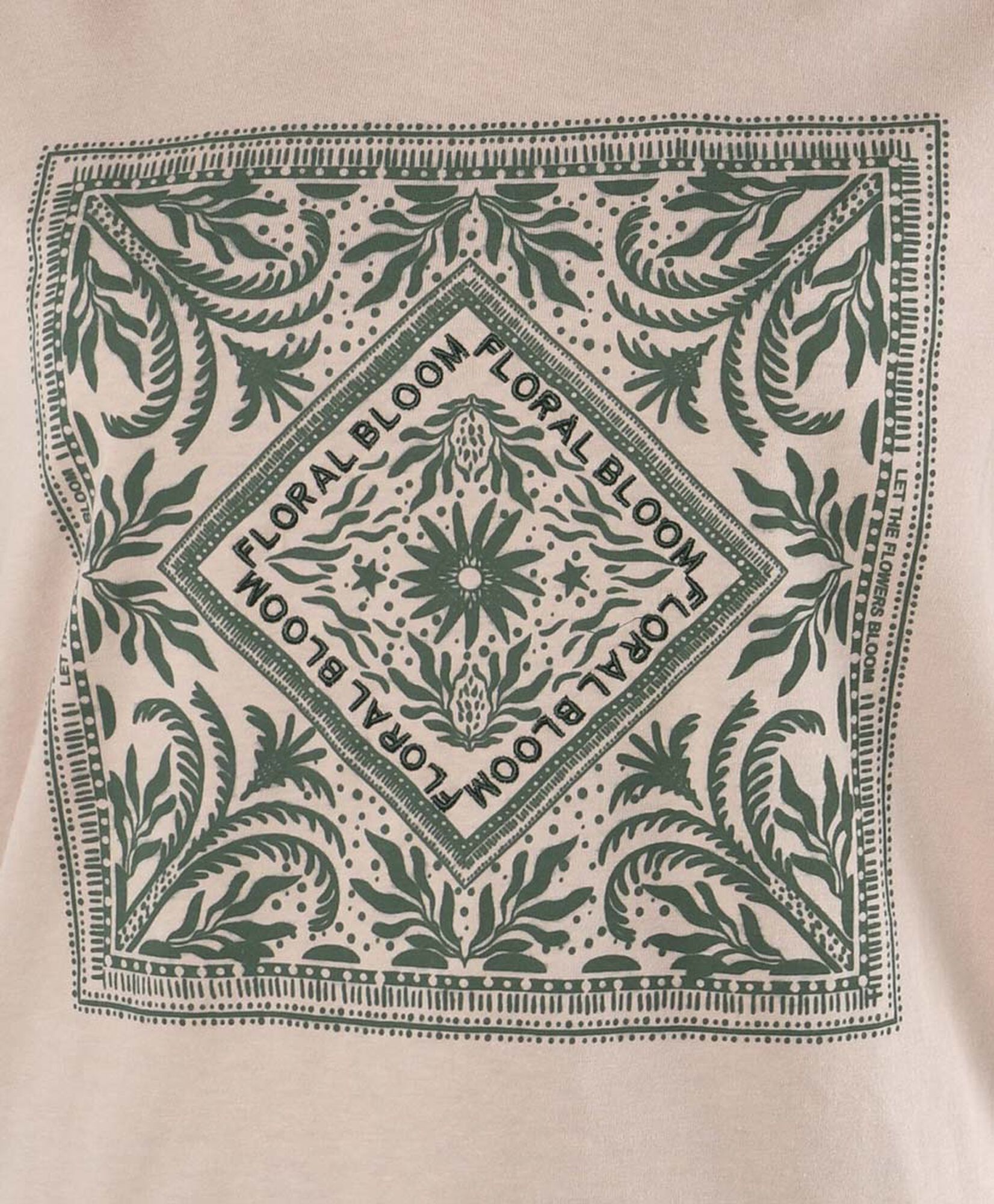 Polera mujer floral bloom Polera mujer floral bloom