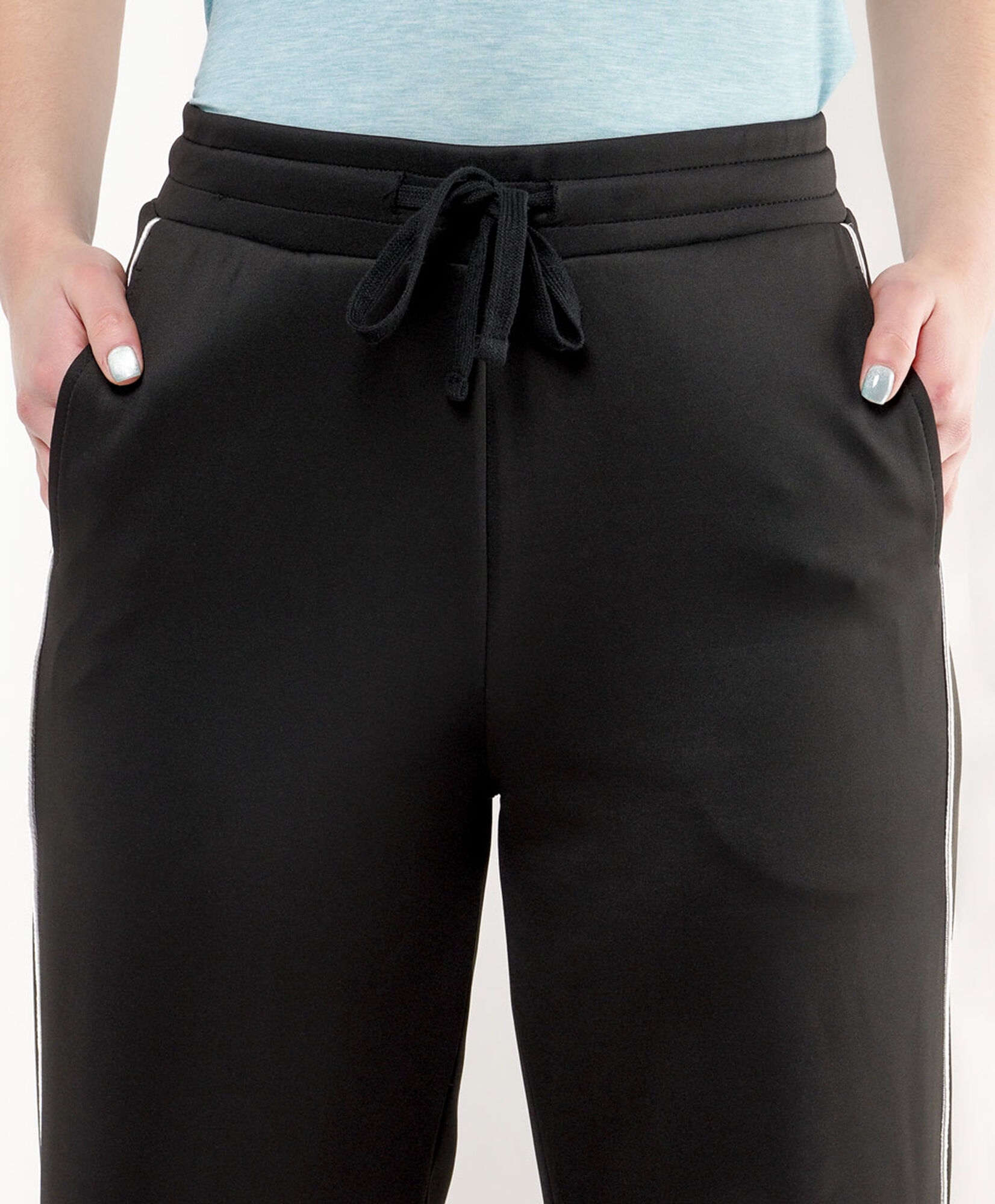 Pantalón deportivo mujer línea Pantalón deportivo mujer línea