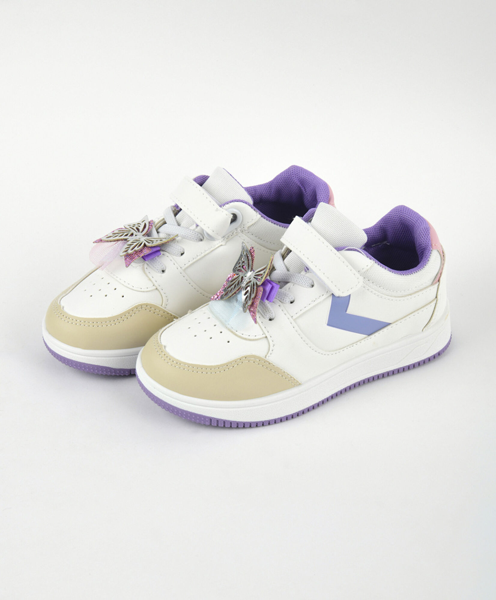 Zapatilla infantil (23 a 28) mariposa Zapatilla infantil (23 a 28) mariposa