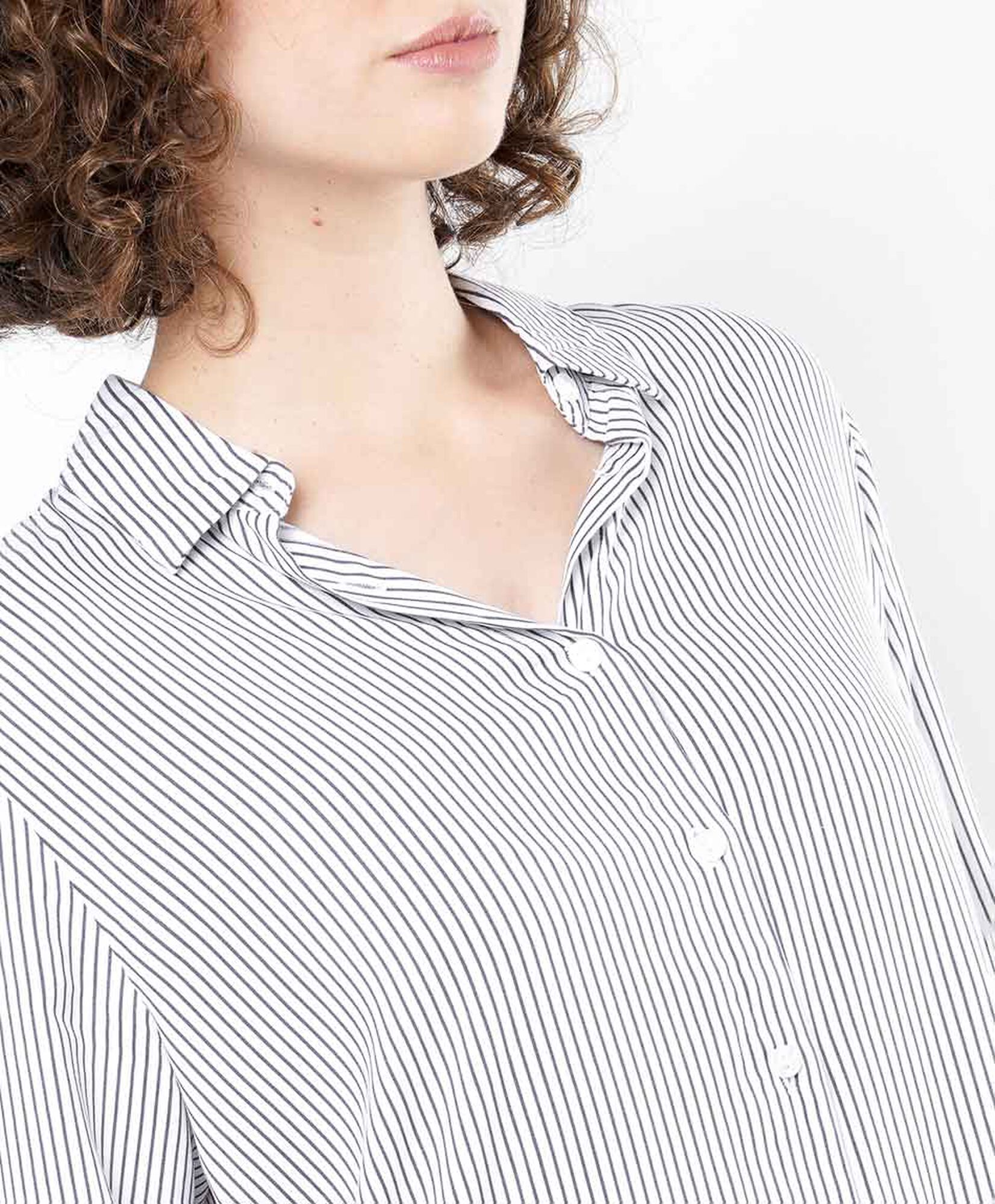 Blusa mujer líneas verticales Blusa mujer líneas verticales