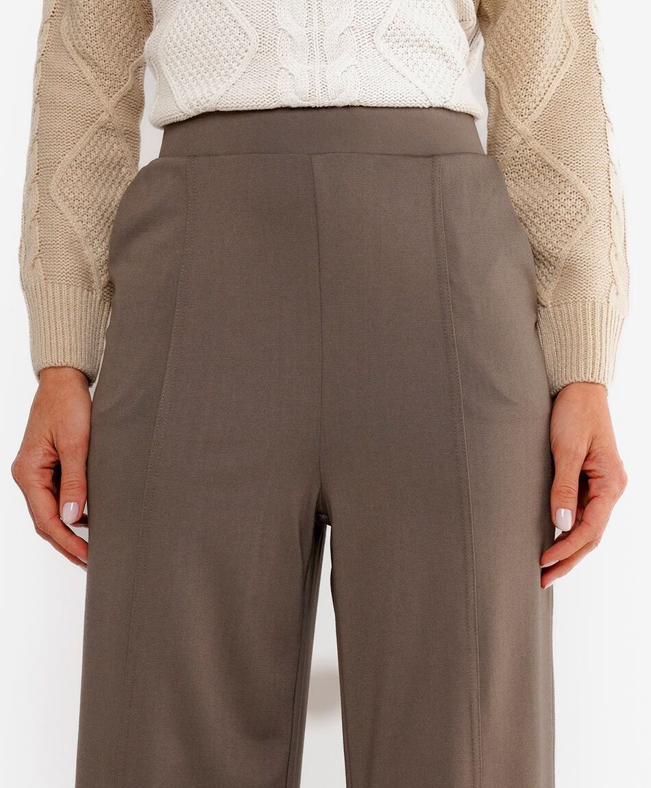Pantal&oacute;n mujer l&iacute;nea bolsillos