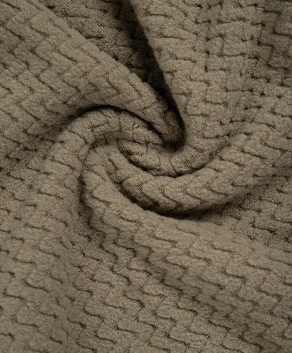 Poler&oacute;n hombre outdoor textura