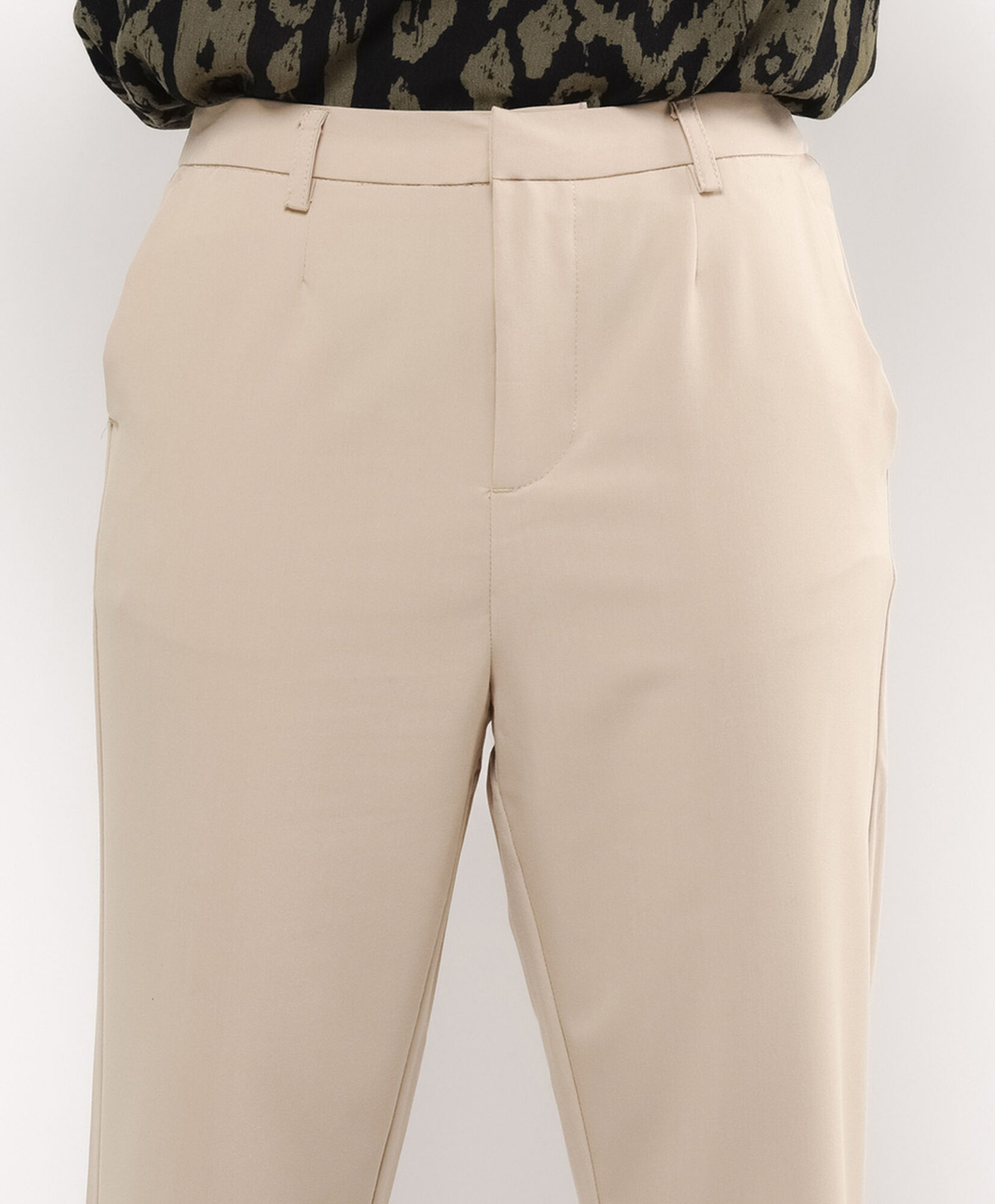 Pantalón mujer beige Pantalón mujer beige