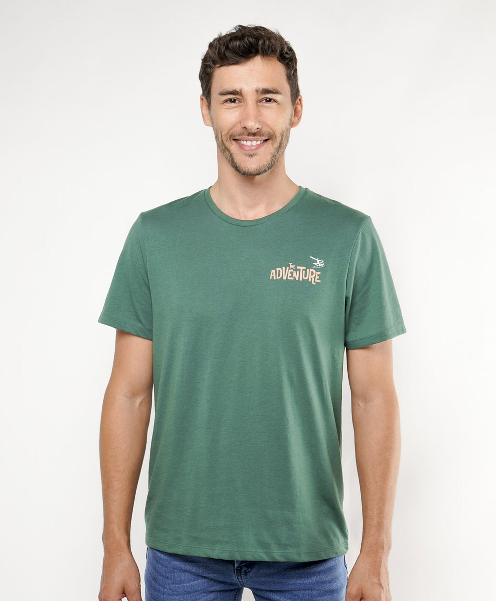 Polera hombre doble estampado adventure Polera hombre doble estampado adventure