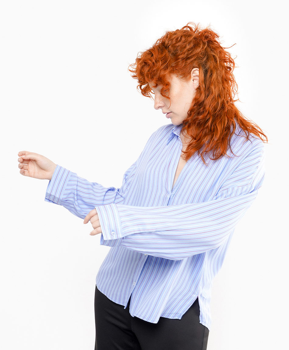 Blusa mujer l&iacute;neas blue