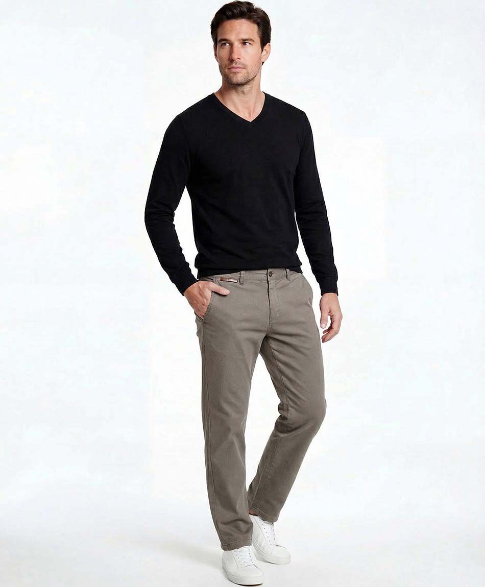 Pantal&oacute;n hombre liso caf&eacute;