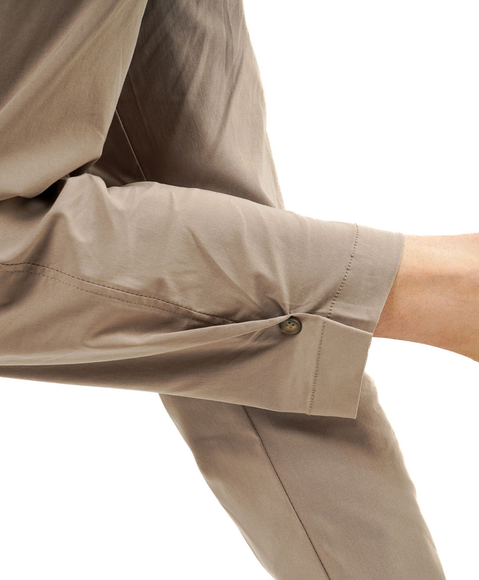 Pantalón mujer pinza botón en basta Pantalón mujer pinza botón en basta