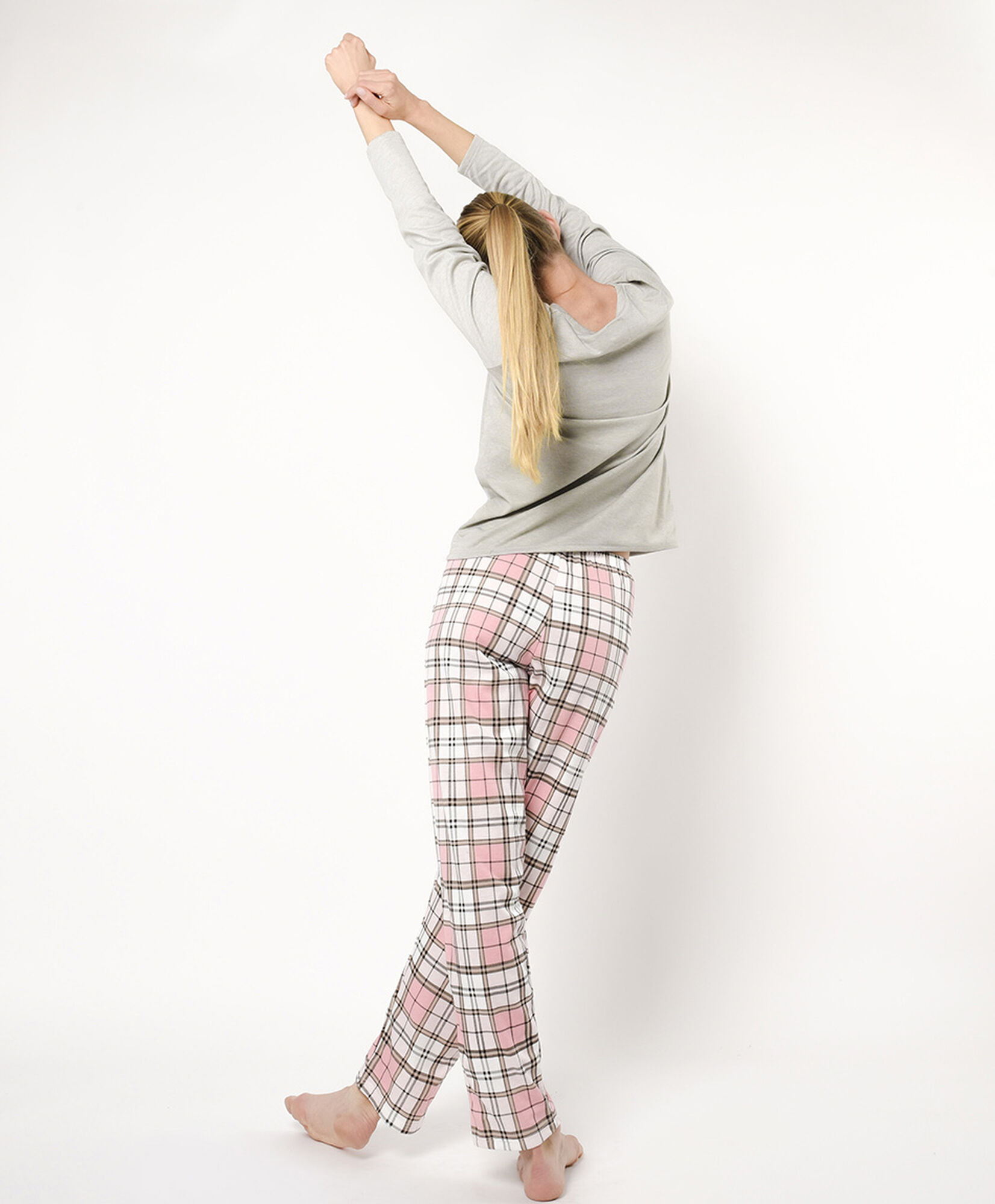 Pijama mujer escocés perrito Pijama mujer escocés perrito