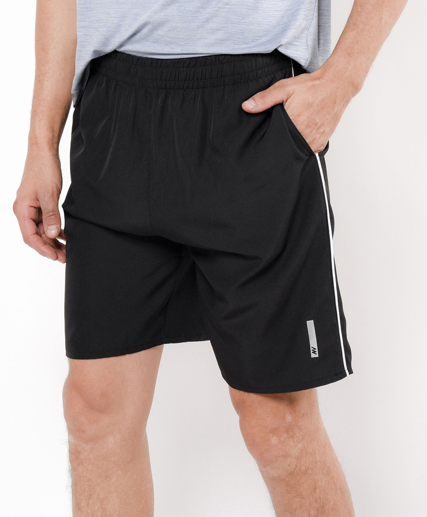 Short deportivo hombre piping Short deportivo hombre piping
