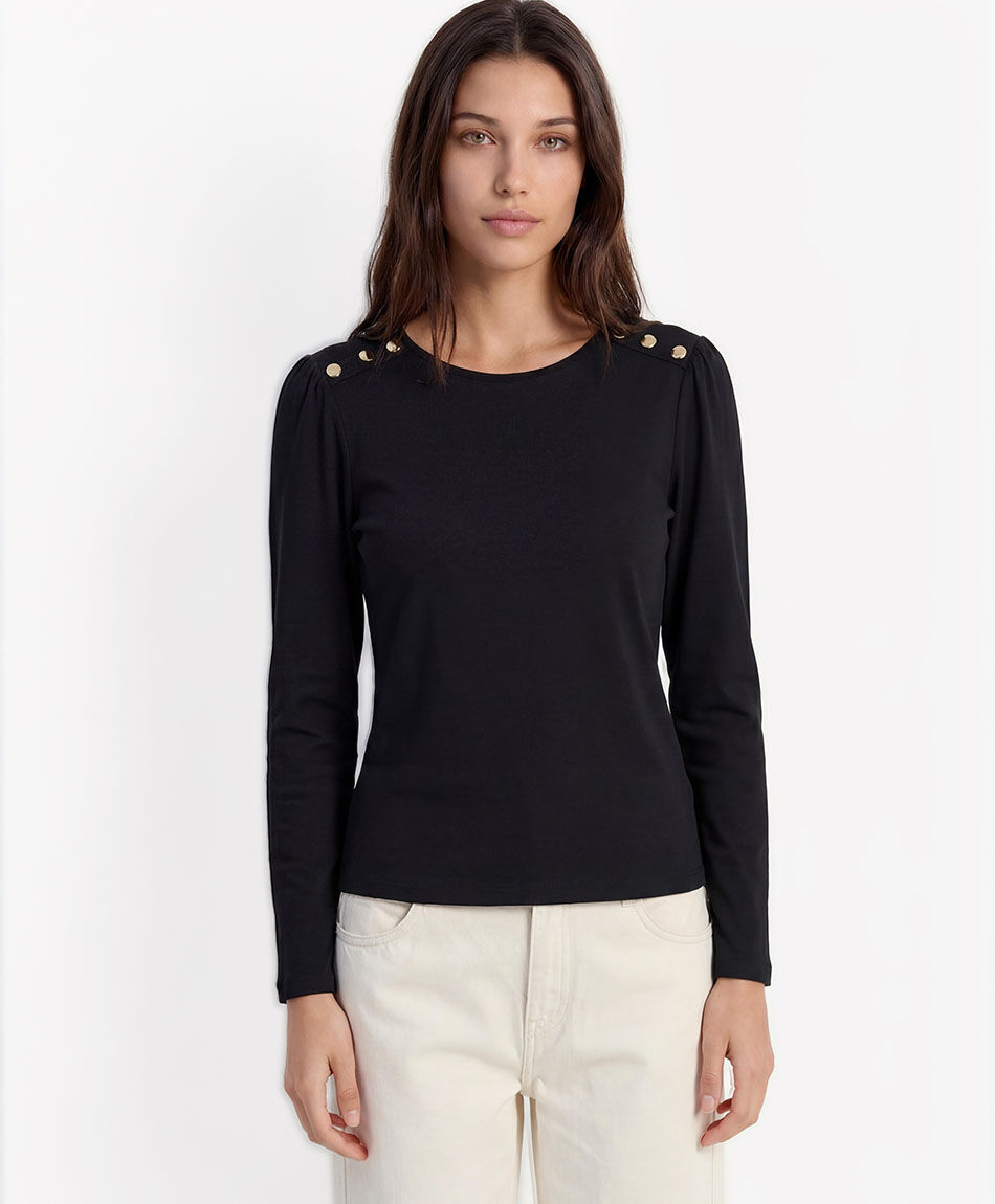 Polera mujer tachas hombro