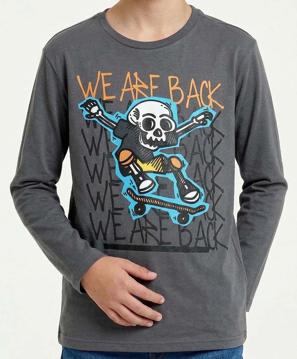 Polera ni&ntilde;o estampado esqueleto