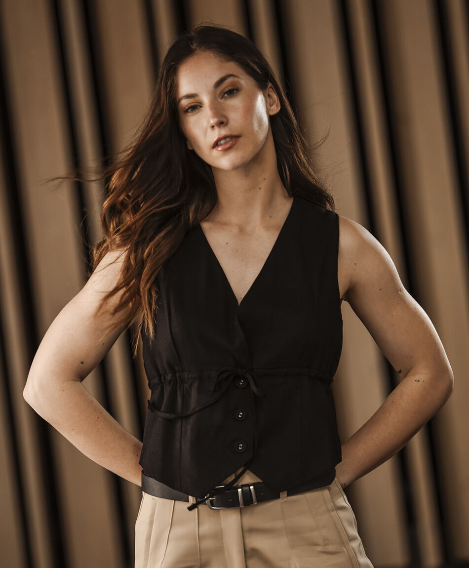 Vest mujer corte cintura lino
