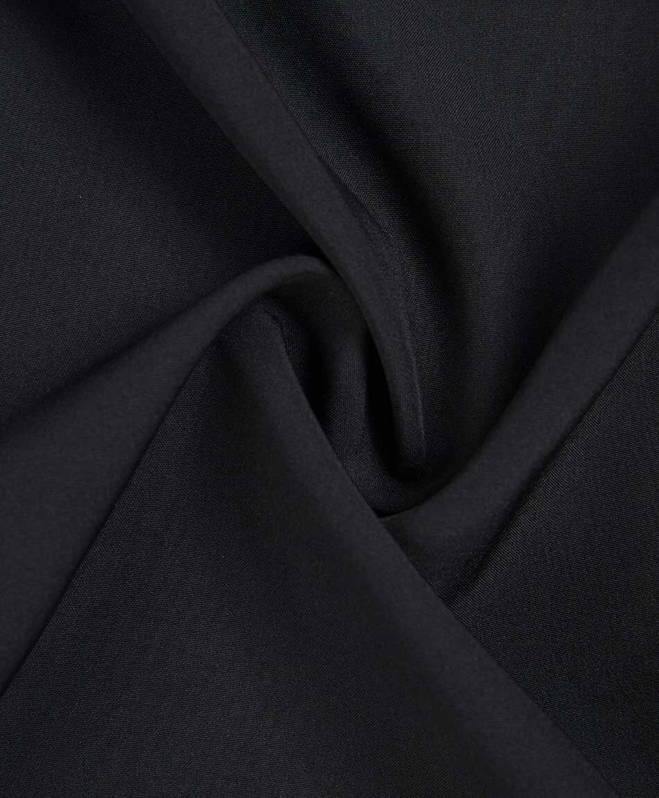 Pantal&oacute;n deportivo mujer delgado