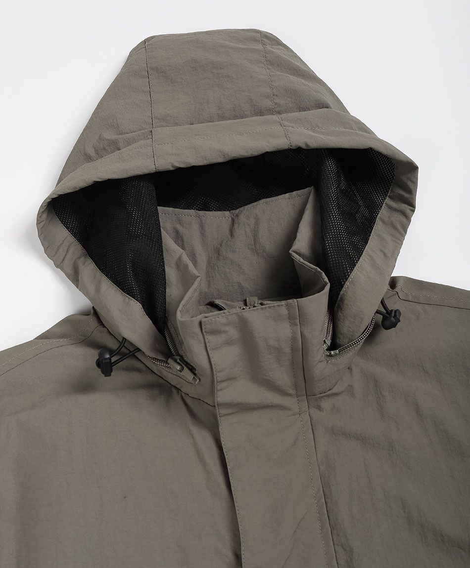 Cortaviento hombre con gorro