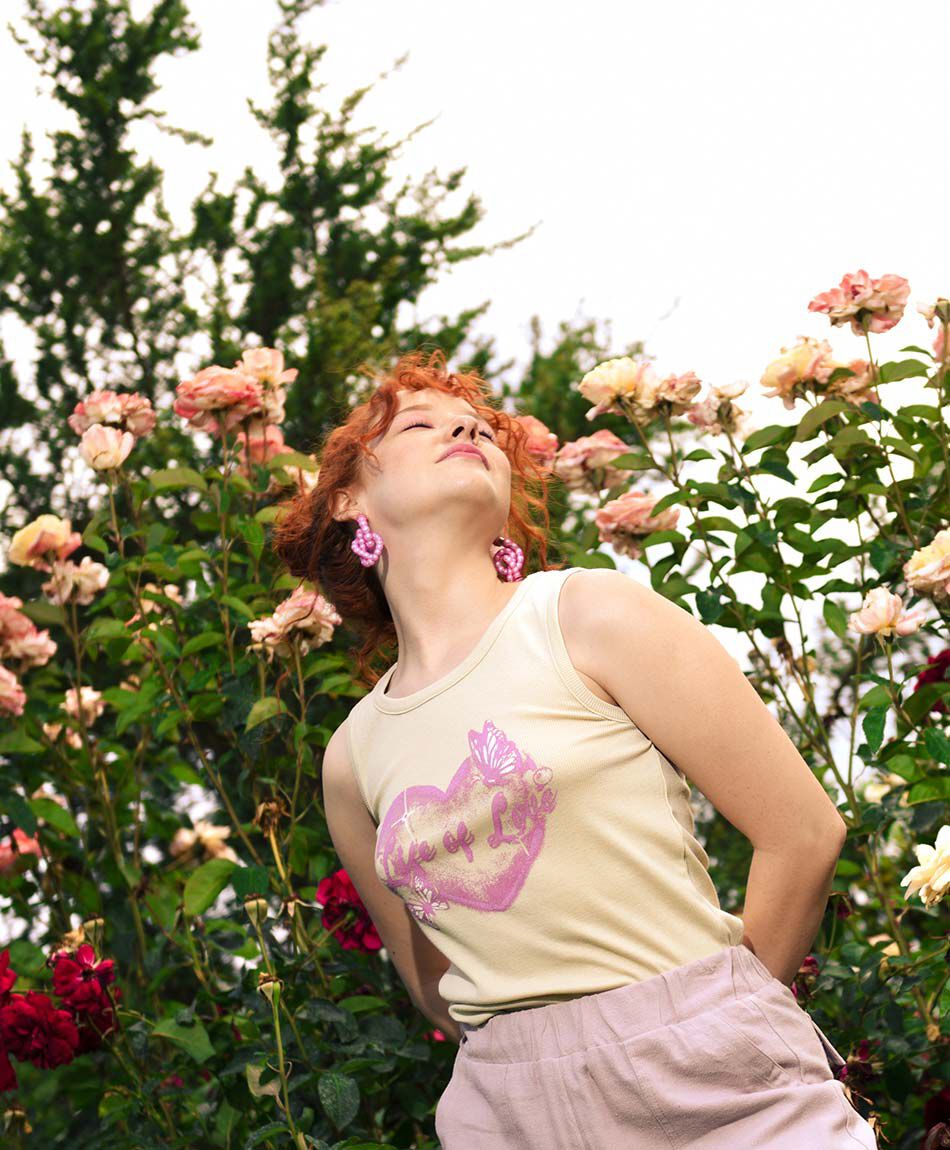 Polera sin mangas cuello redondo