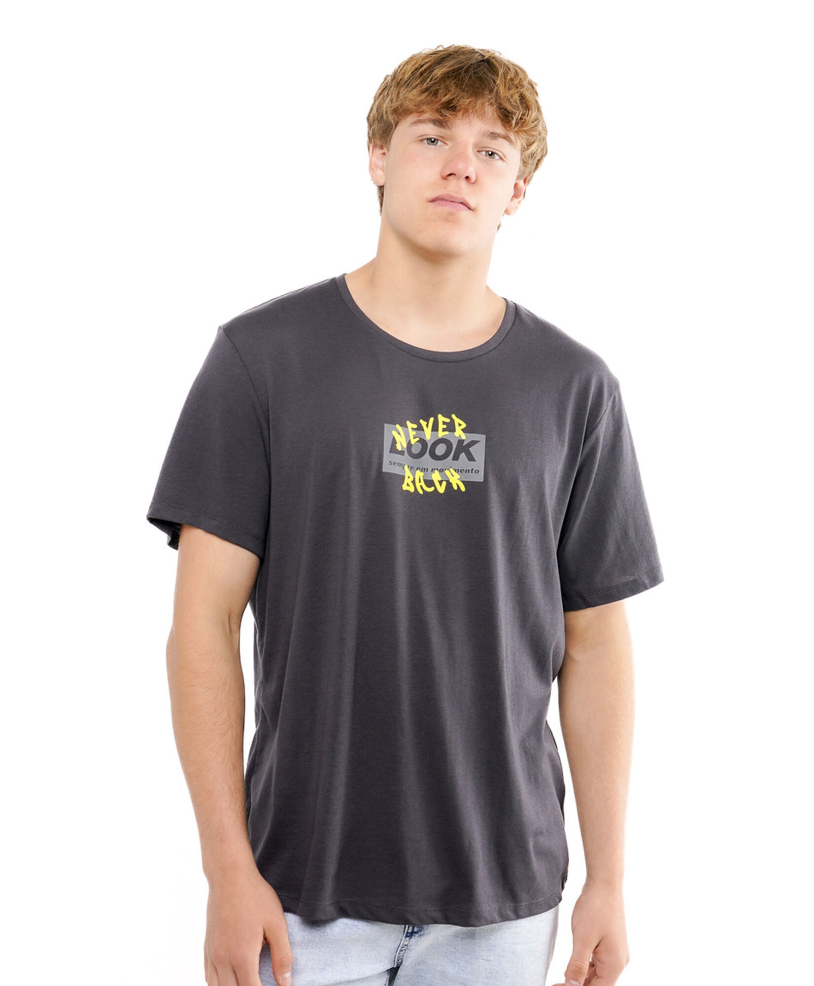 Polera hombre never look back Polera hombre never look back