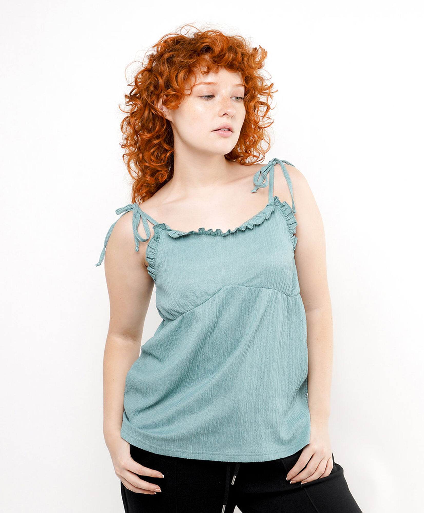 Blusa mujer top diseño amarras Blusa mujer top diseño amarras