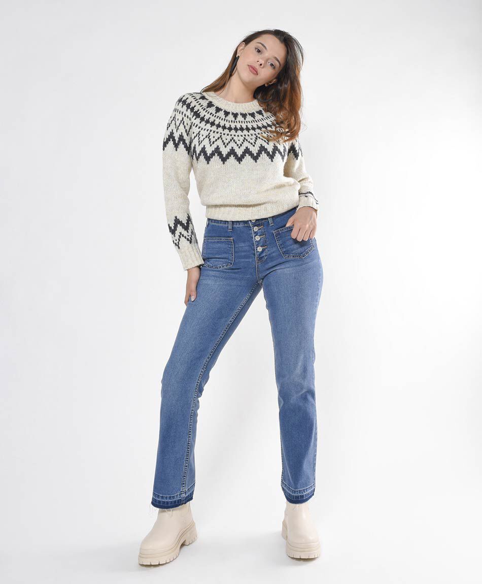 Jeans mujer botones y flecos