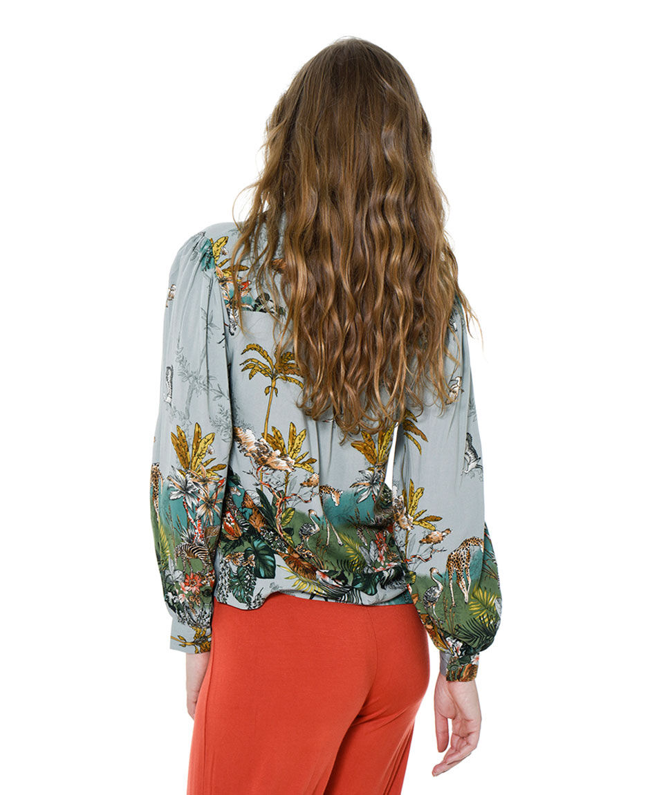 Blusa estampada tropical