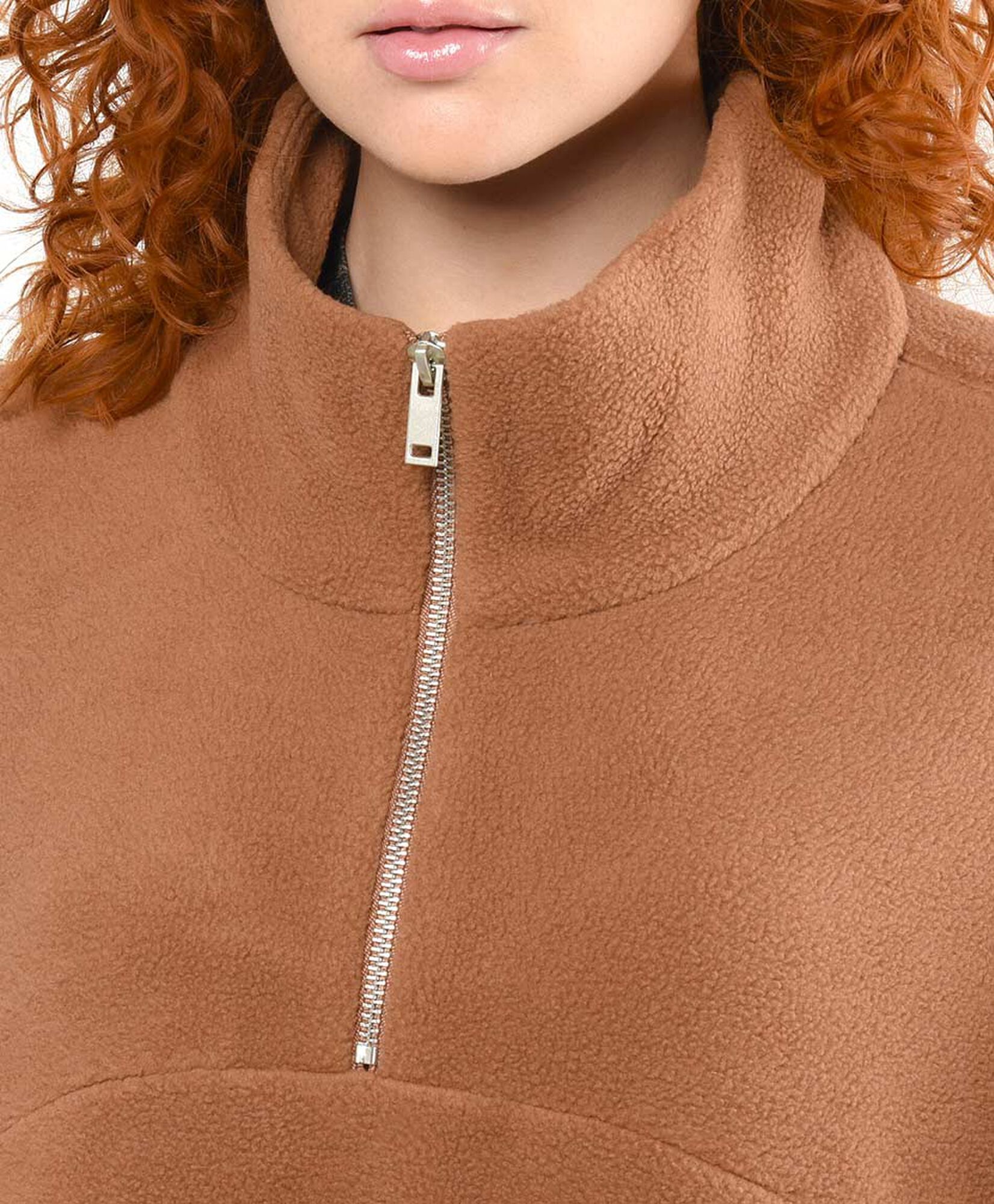 Polar mujer medio cierre oversize Polar mujer medio cierre oversize