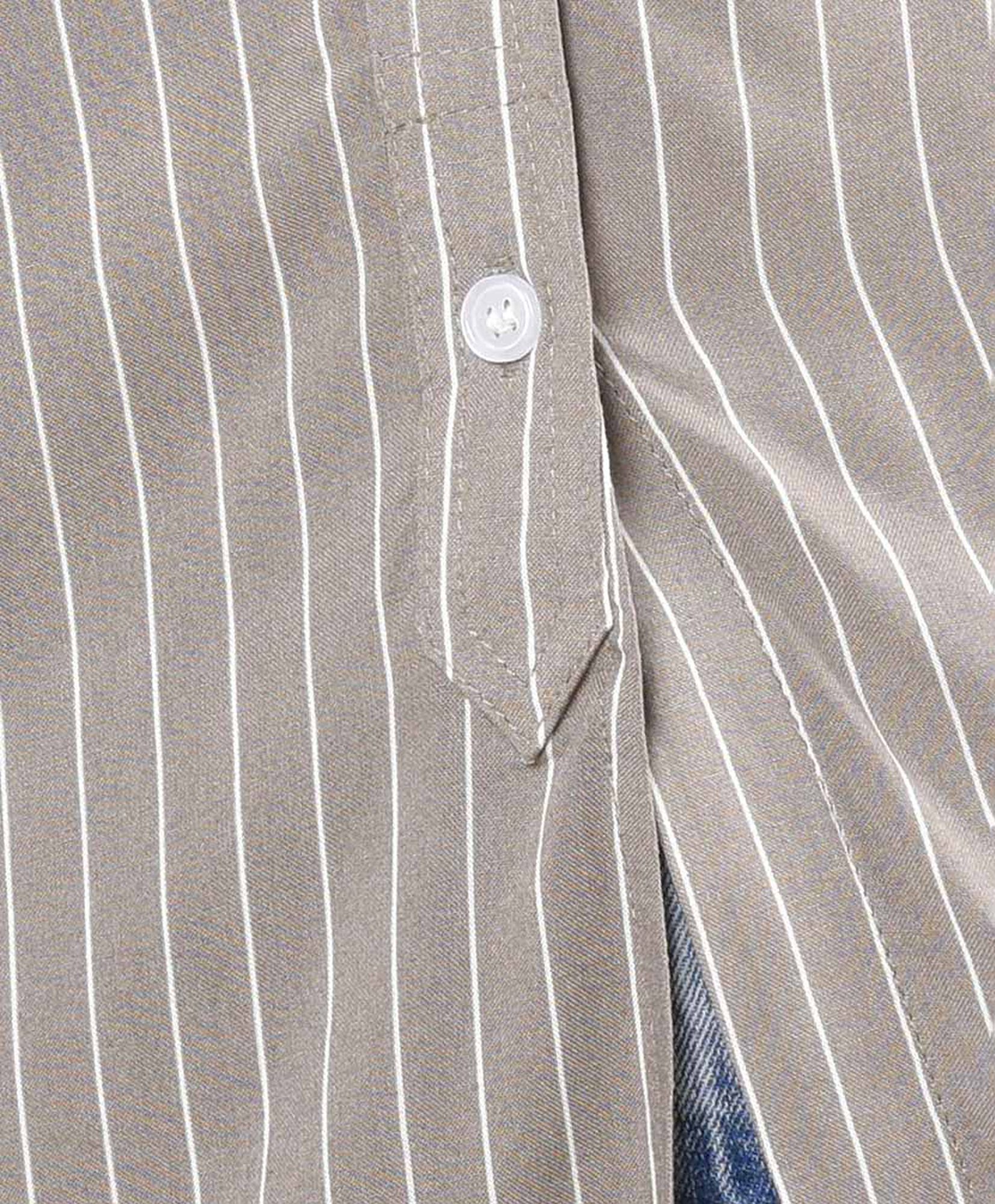 Blusa mujer líneas cuello mao Blusa mujer líneas cuello mao