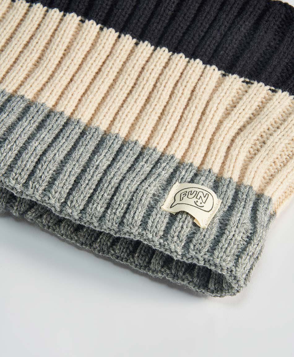 Cuello infantil l&iacute;neas