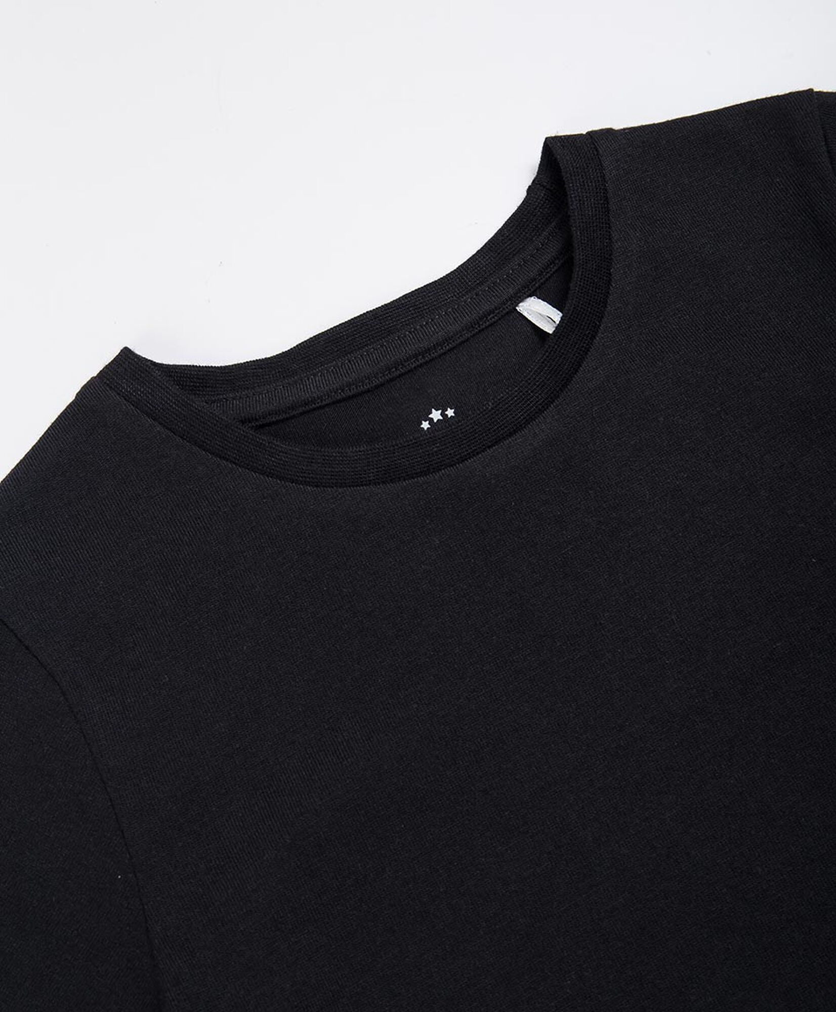 Polera bebé básica negra Polera bebé básica negra
