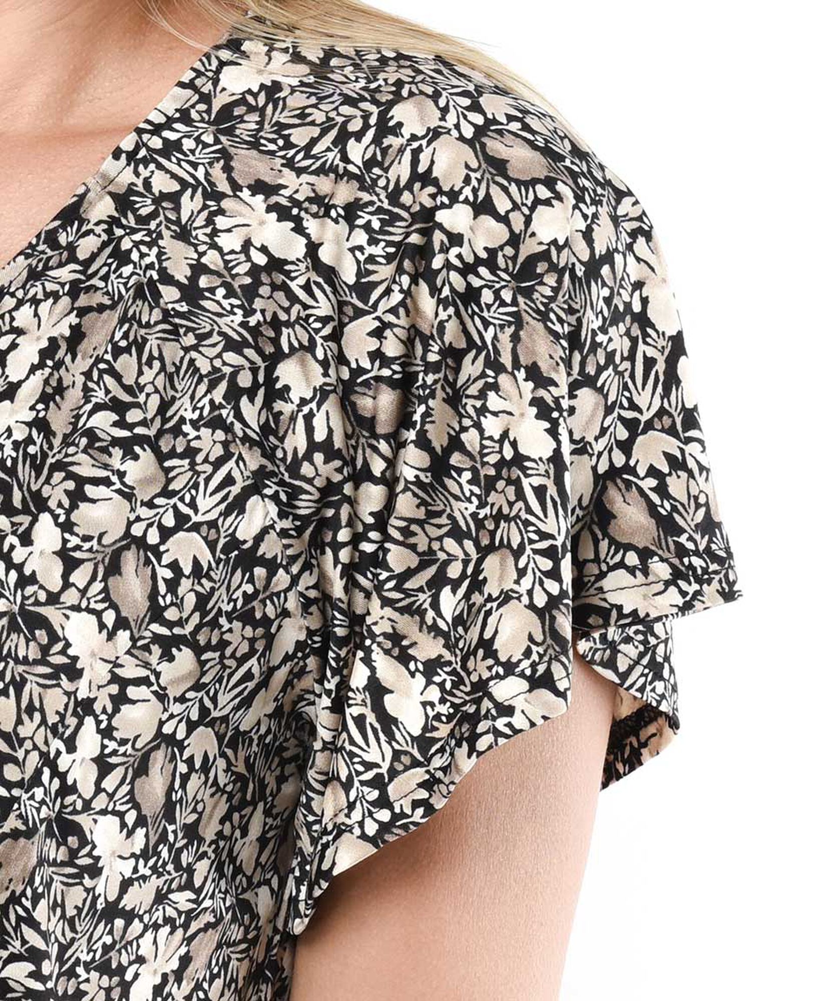Polera mujer botones print Polera mujer botones print