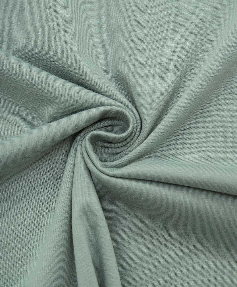 Polera deportiva hombre monta&ntilde;a