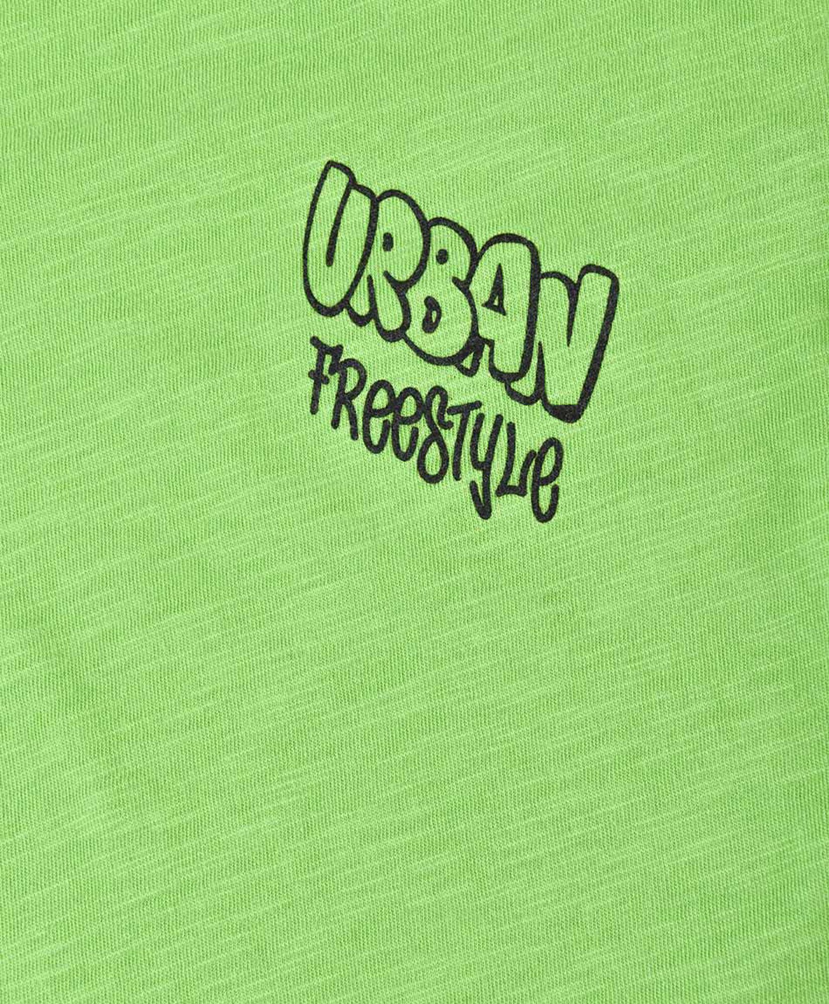 Polera niño urban verde Polera niño urban verde