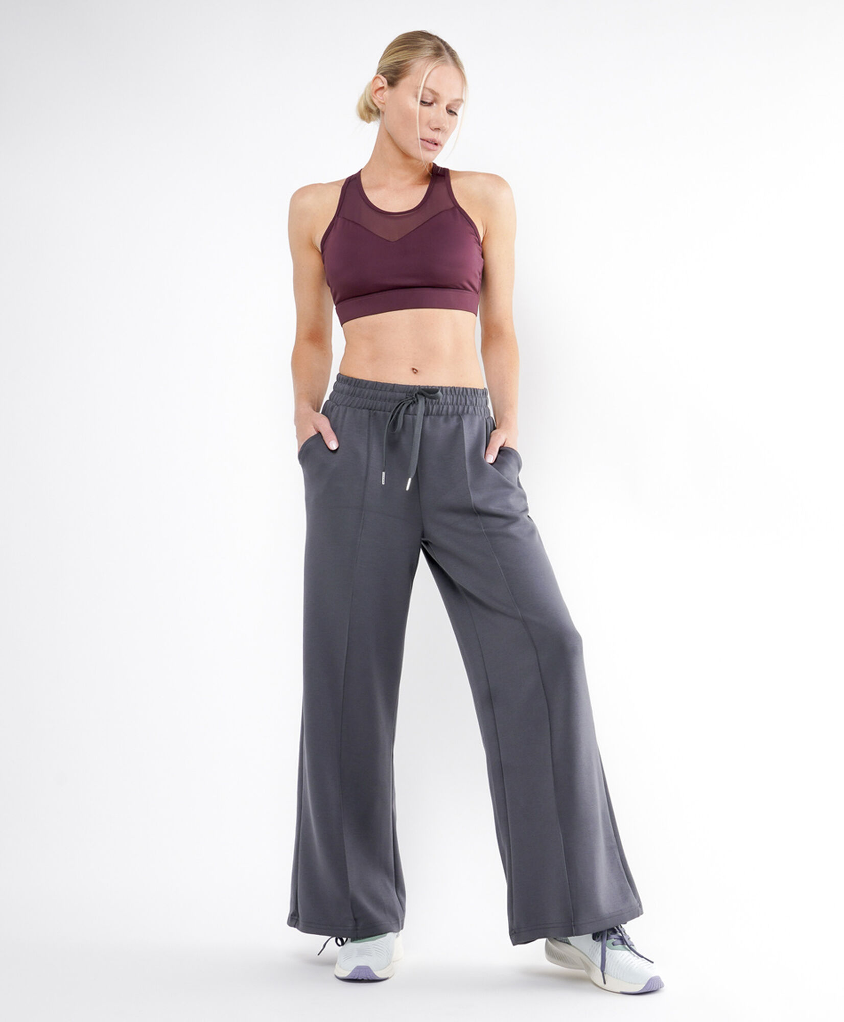 Pantalón deportivo mujer modal costuras wide Pantalón deportivo mujer modal costuras wide