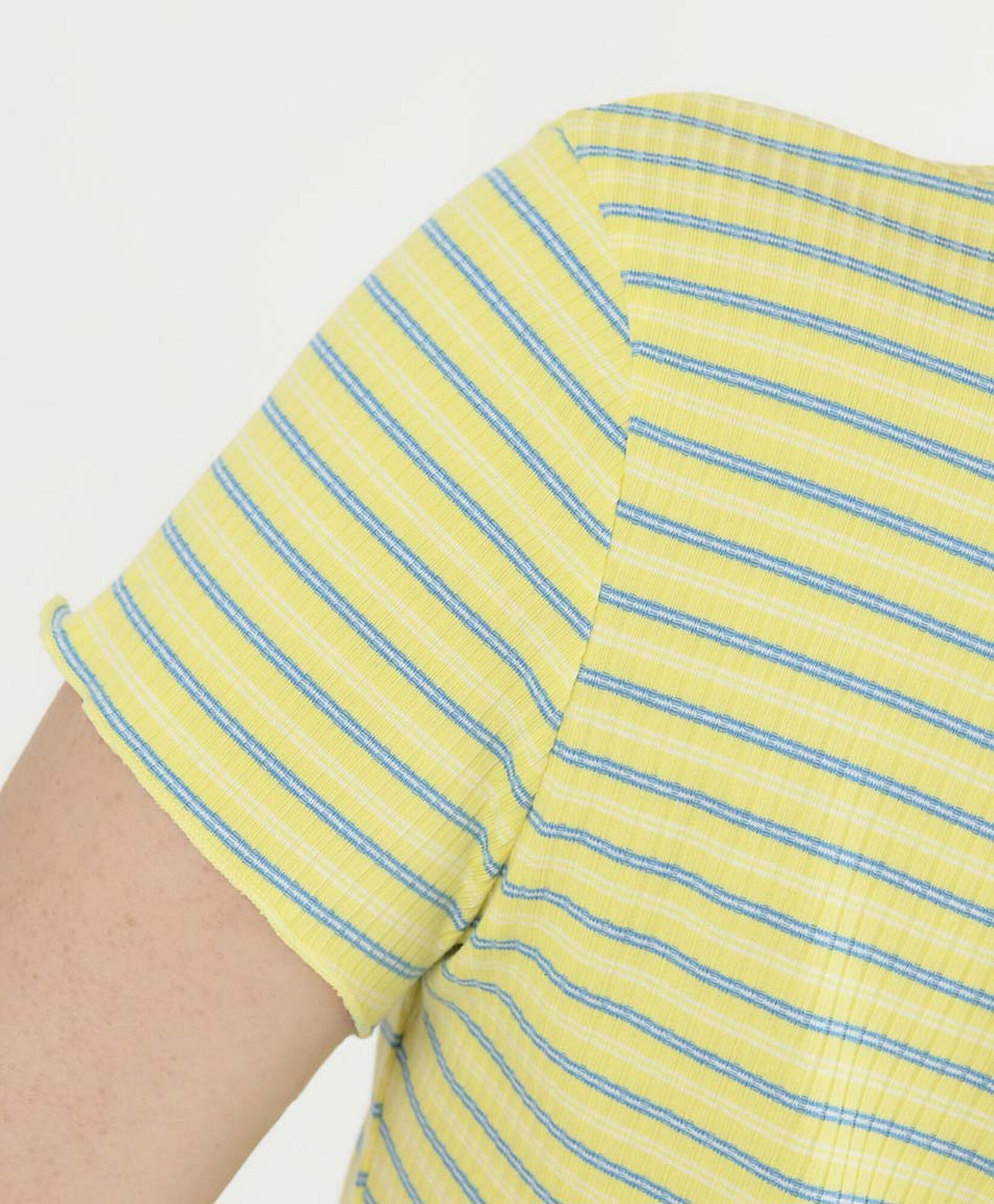 Polera mujer amarilla líneas Polera mujer amarilla líneas