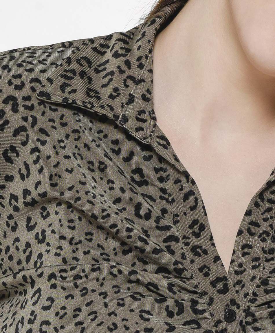 Blusa mujer corrugado frontal