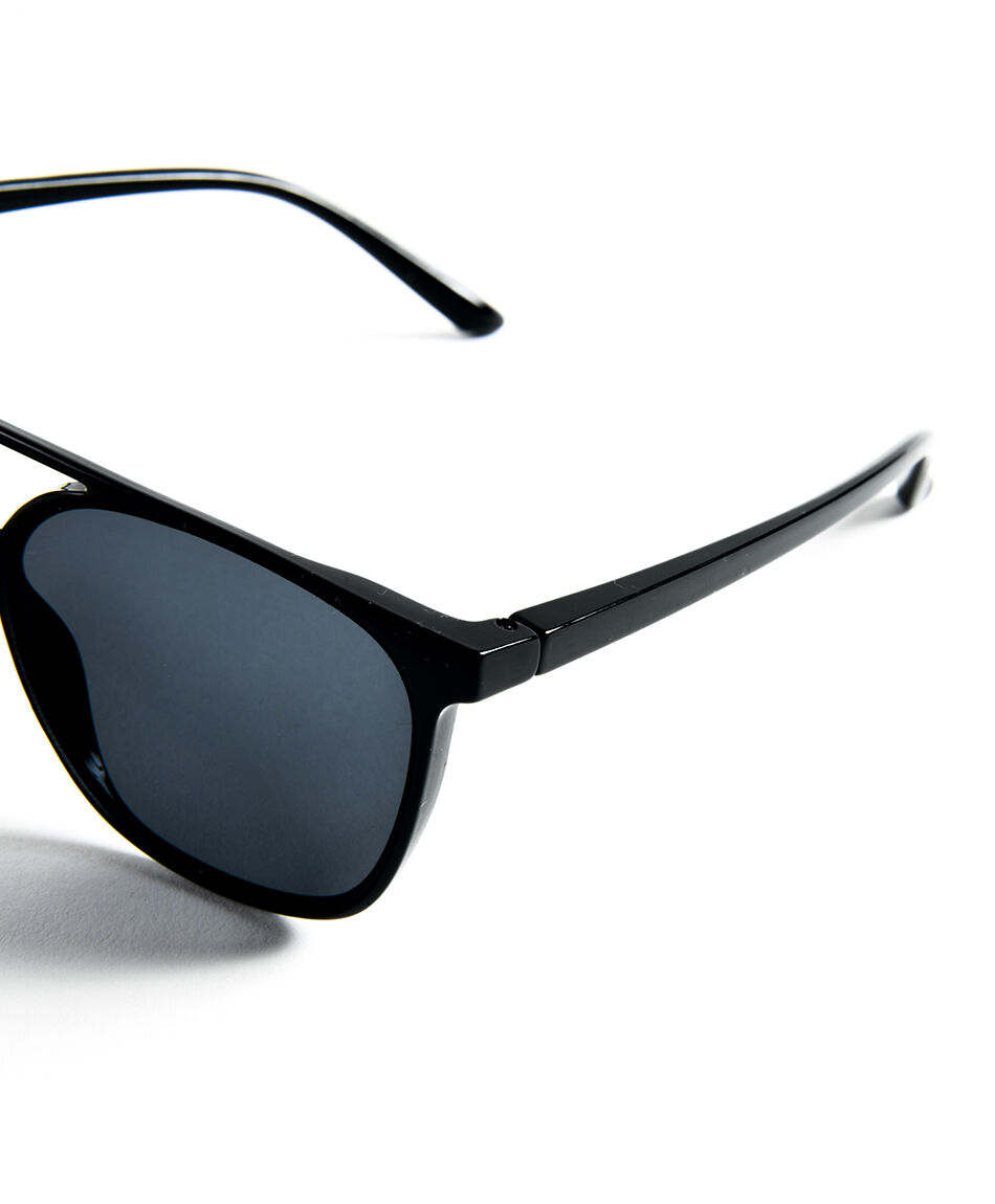 Lente hombre aviador