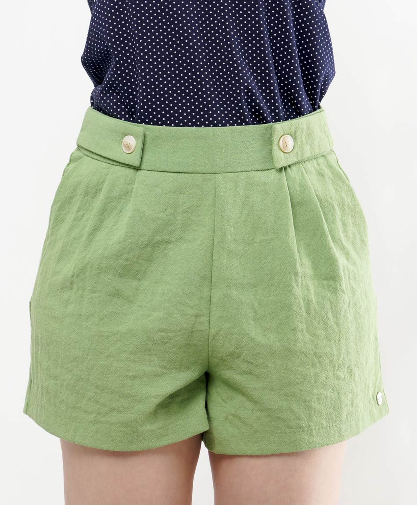 Short mujer pretina ancha botones Short mujer pretina ancha botones