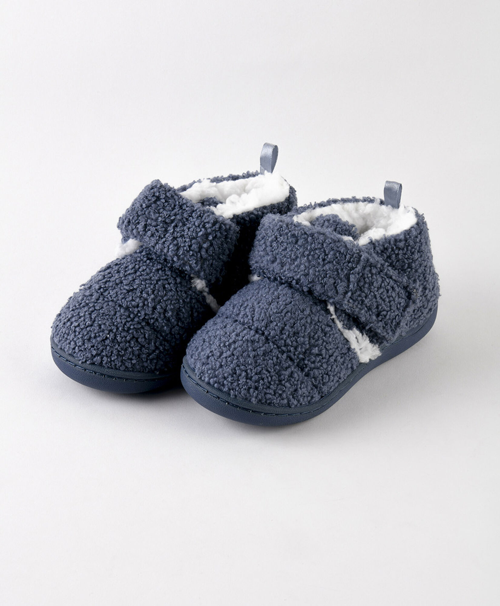 Pantufla infantil (23 a 29) azul chiporro Pantufla infantil (23 a 29) azul chiporro