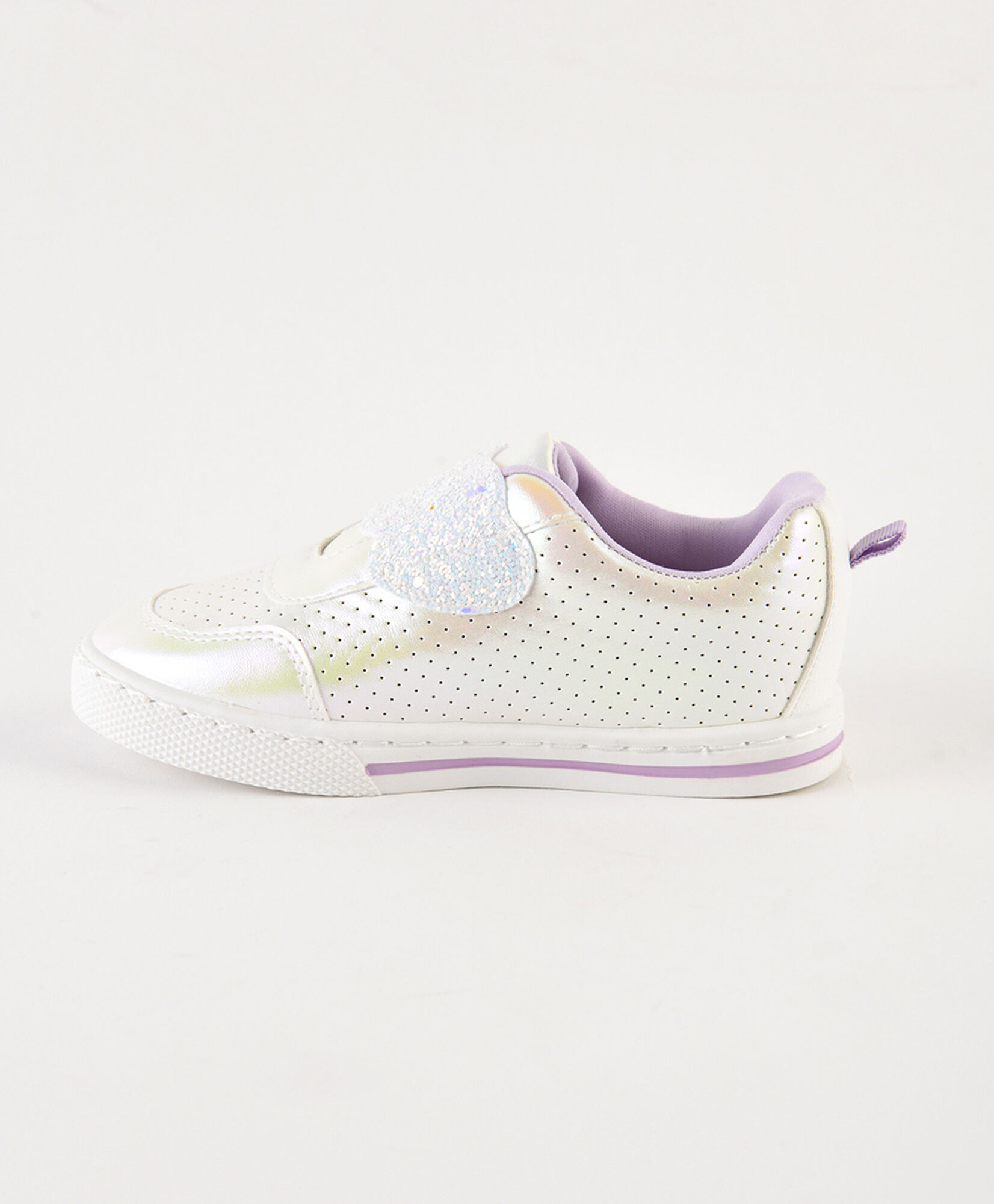 Zapatilla infantil (22 a 27) aperlada Zapatilla infantil (22 a 27) aperlada